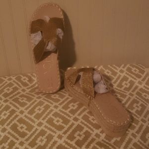 NEW BEACH BY MATISSE RAFFIA SLIDE ON WEDGE SIZE 8